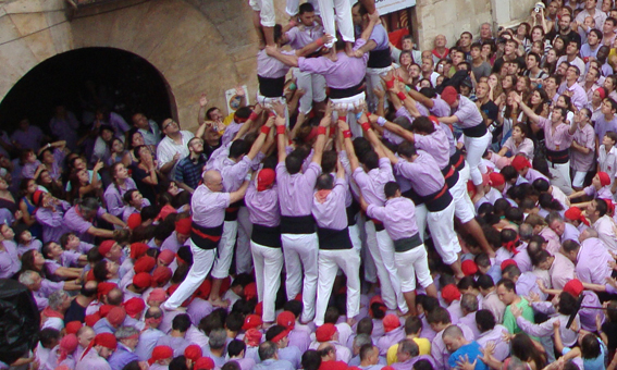 Daus de moltes cares