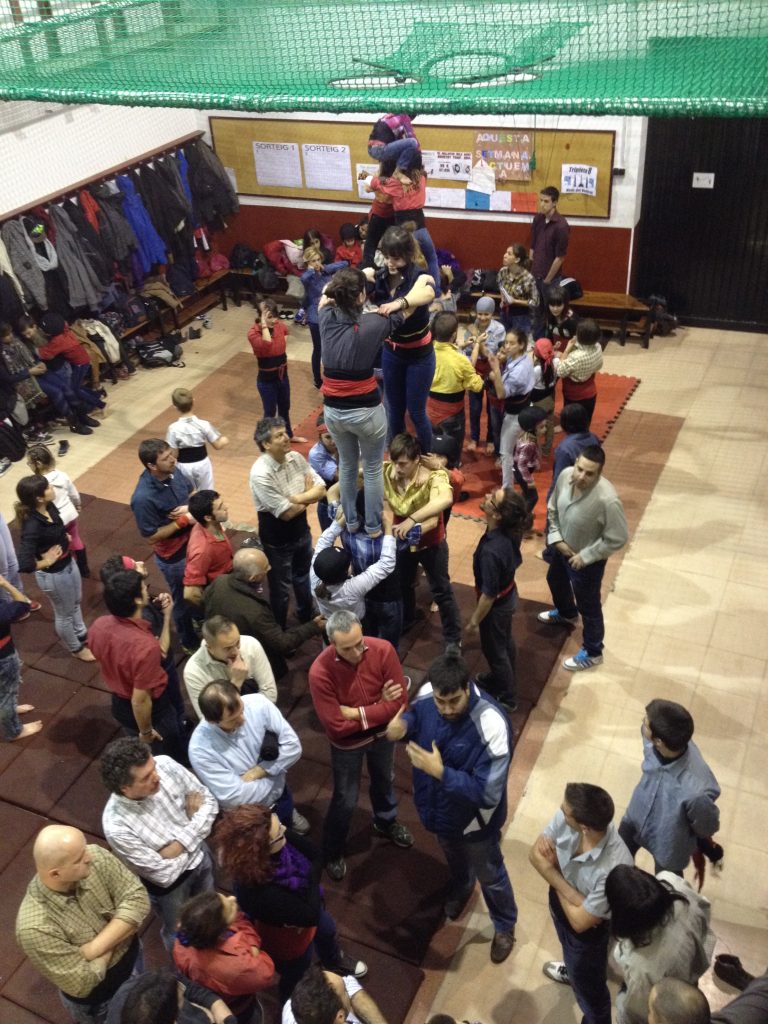 Escola de castells: teòrica i pràctica a l’assaig