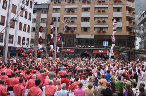 Andorra es posa mans a la faixa