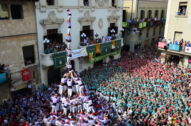 Homenatge al gran pilar emmanillat