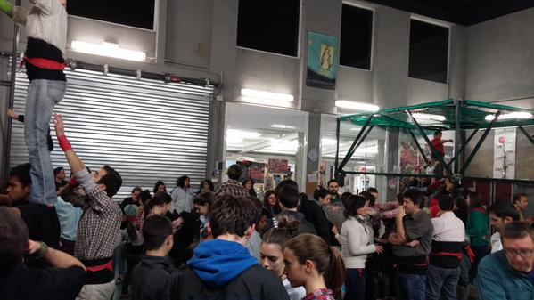 Relleu a Sabadell i inici dels assaigs