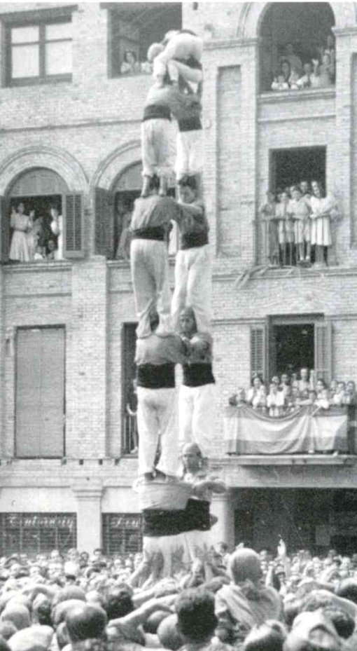 1945