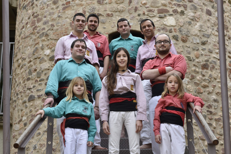 L’Anuari Castells 2016 ja és al carrer