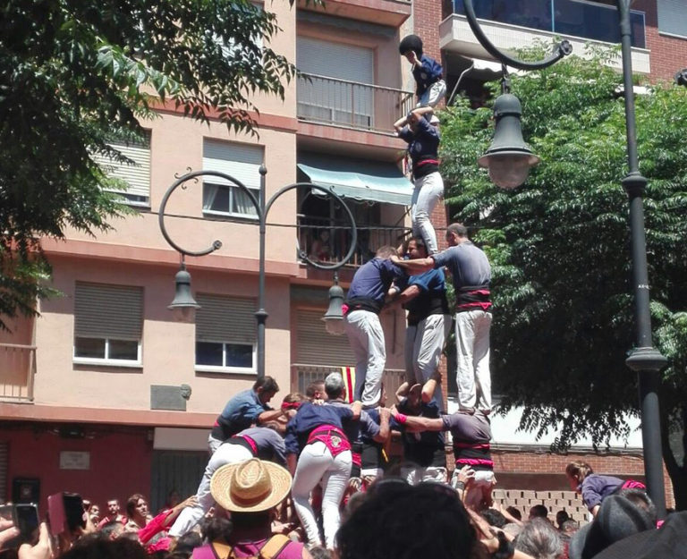 El Serrallo desplega les aletes