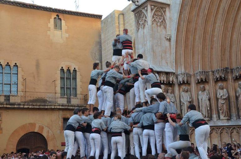 Sants gaudeix de l’èxit i de les vacances