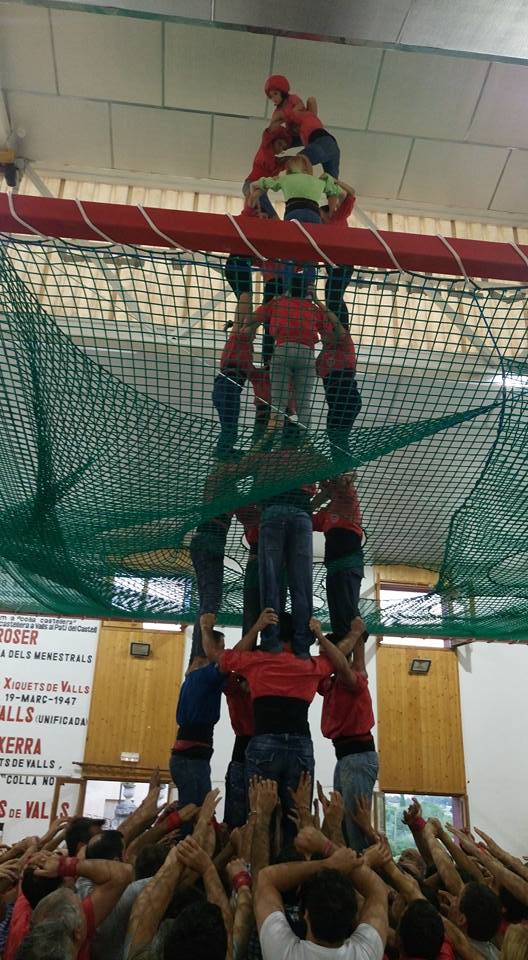 4de8 net amb aixecador, assaig del 4de9sf de la Joves, la setmana passada.