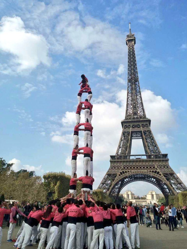 Valls, París, Hangzhou…