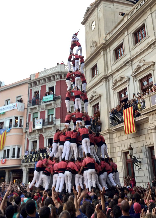 Un Mercadal de 10 torna la il·lusió a la plaça