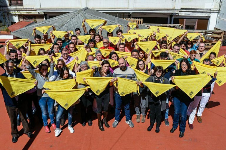 Els castells també són grocs