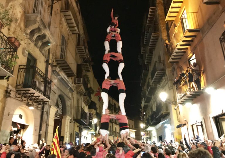 Capgrossos i Marrecs obren el teló i la Vella enamora Sicília