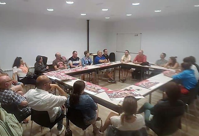 Els Pirineus també s’apunten als castells