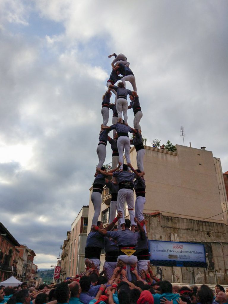 Joves, Xicots, Tirallongues, Figueres i Castelldefels sumen