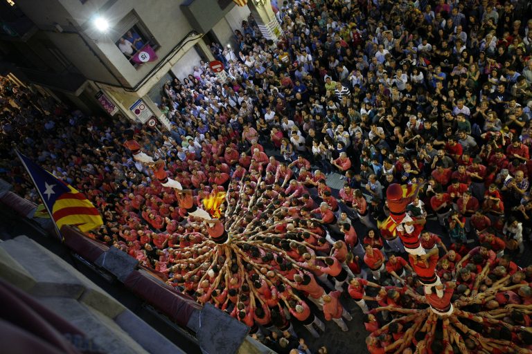 Valls obre la Diada Nacional