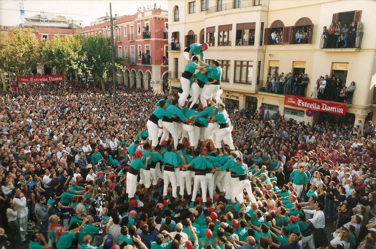 Quatre castells poden caure de la taula