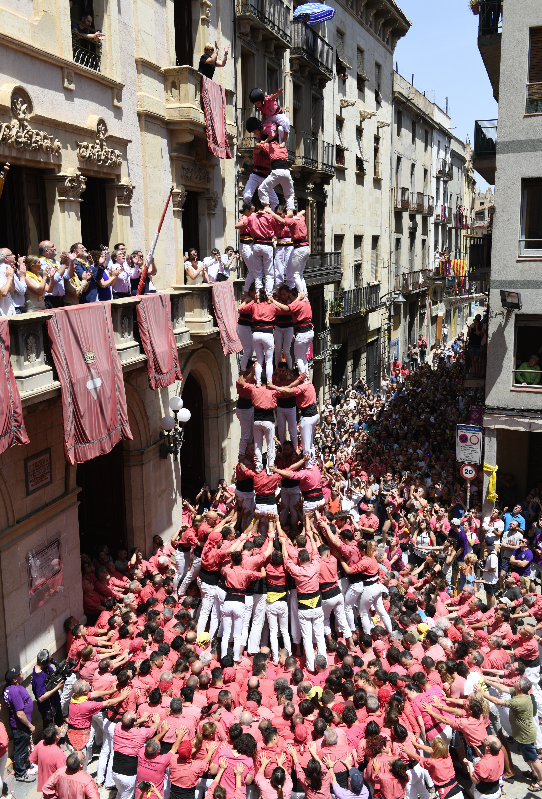 El 4de9 amb folre s’encalla