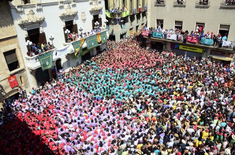 La diada castellera de Sant Fèlix