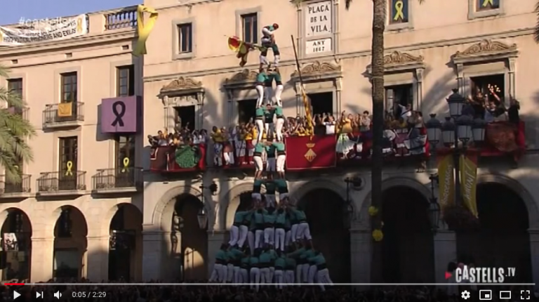 Vilanova veu per quart any consecutiu un castell de 10: el vídeo