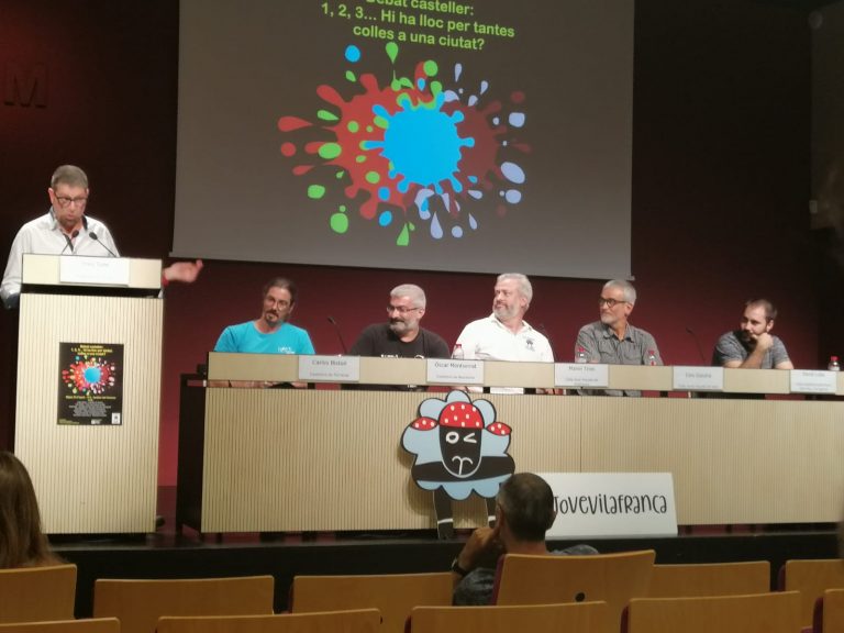 És cosa de model de colla, no d’habitants