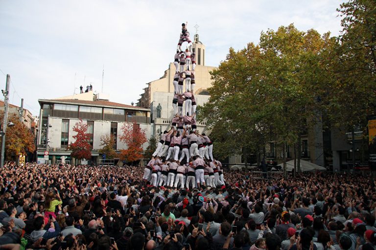 Els Minyons obren etapes a la seva diada