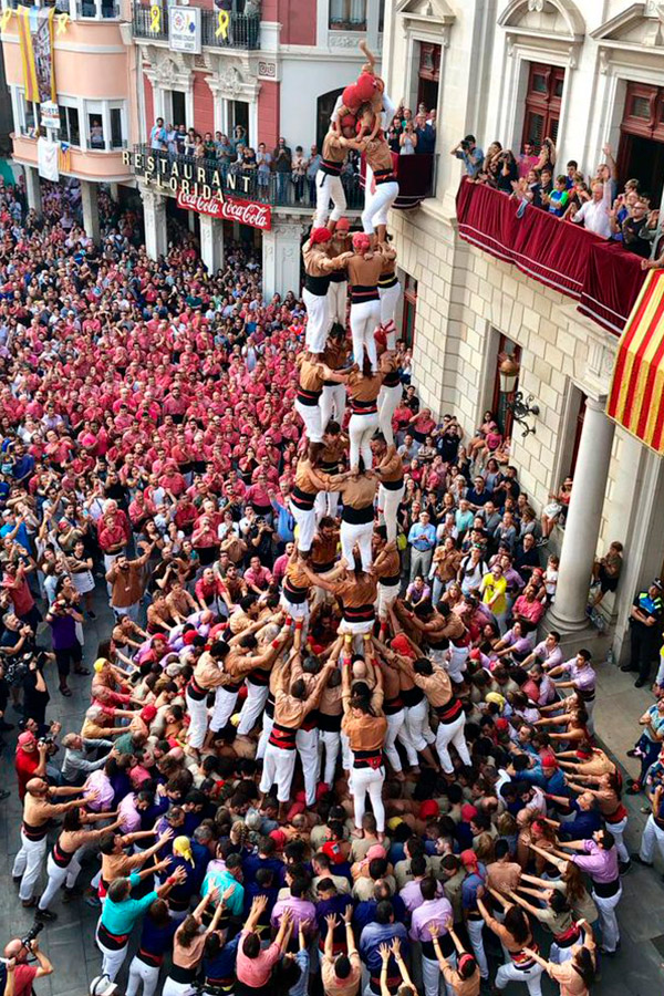 L’any dels desmuntats i de la davallada de castells de 9