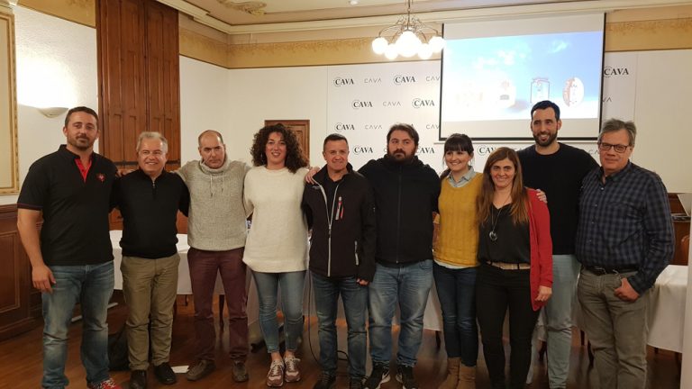 Una tertúlia ‘online’ amb les cinc grans