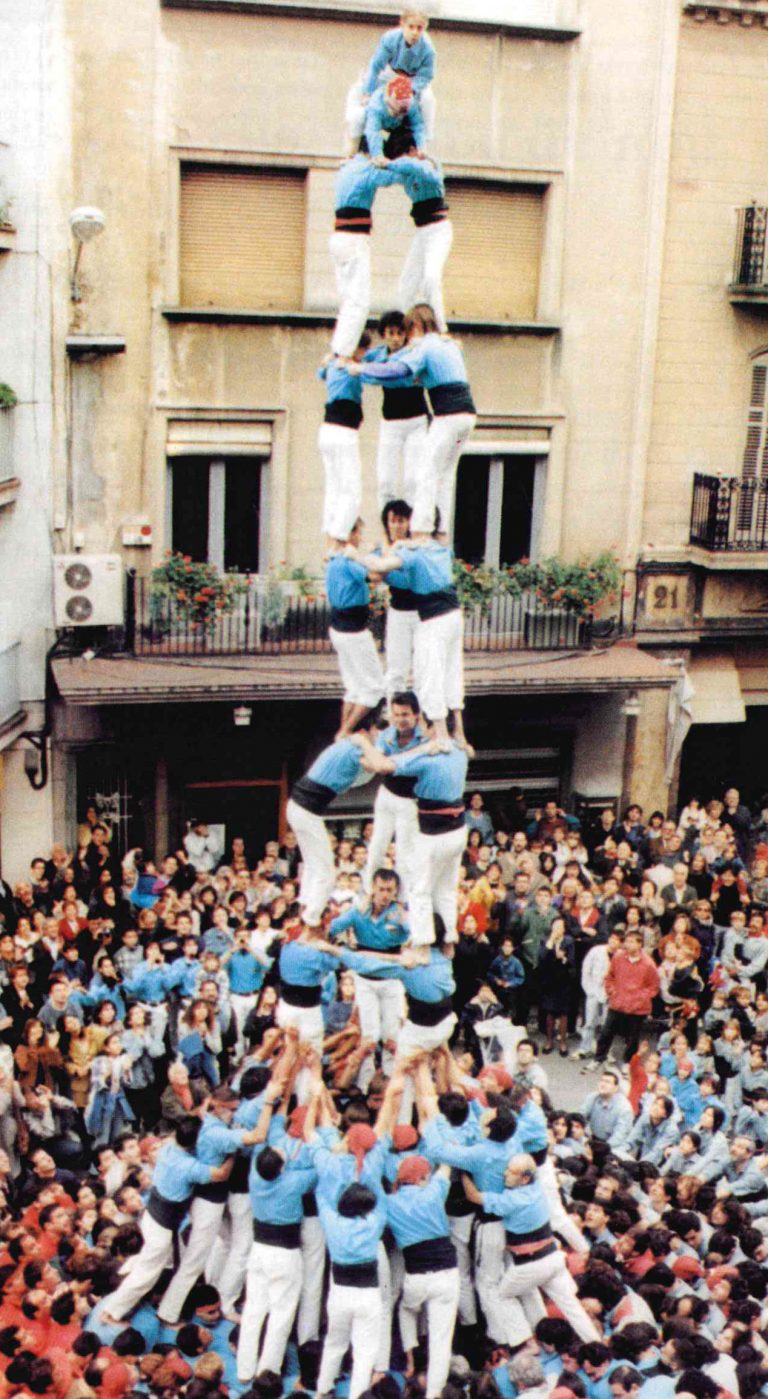 Un quart de segle dels 9 pisos blau turquesa