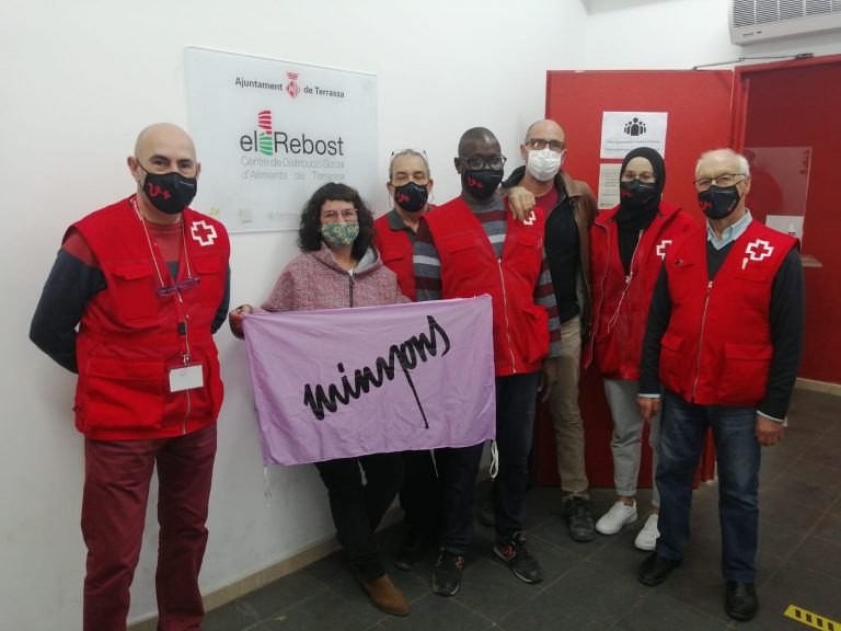 Festa anyal rosada des de casa i solidaritat a les colles