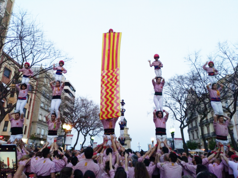 Segon Sant Jordi consecutiu sense castells a plaça