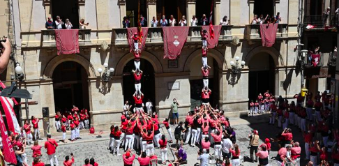 Pilars de Sant Joan entre l’emoció i la reivindicació