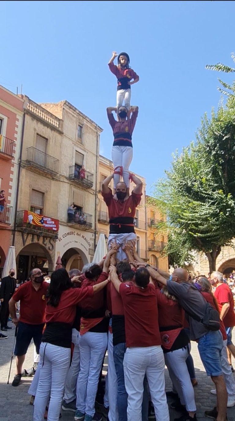 Marededéus trobades amb pilars grana