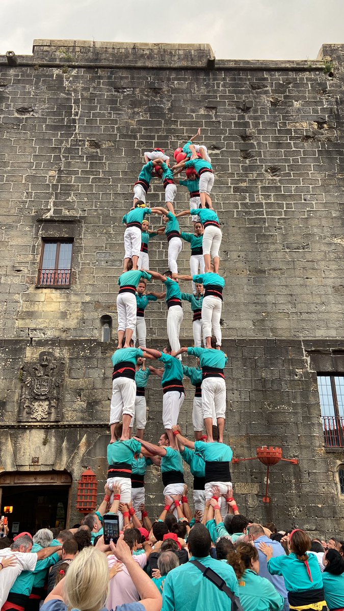 Catedrals a Cornellà i el País Basc