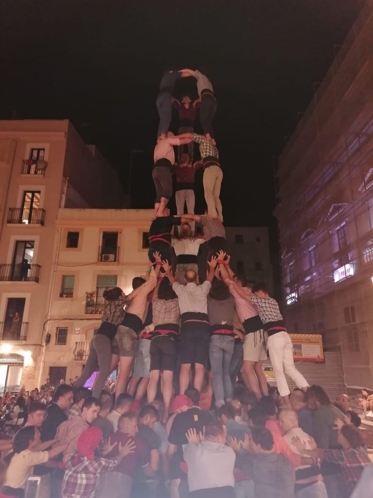 Dissabte 2, 11h. Els Xiquets de Tarragona ja assagen els castells de 9.