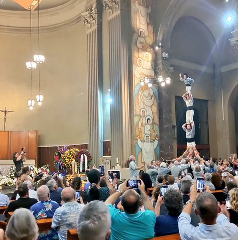 Diumenge 24, 22h. Els Castellers de Sants homenatgen Núria Feliu.