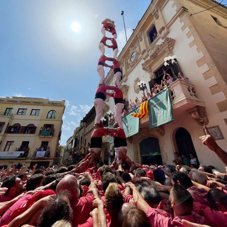 Dimarts 30, 14.50h. La Vella carrega el 2de8sf.