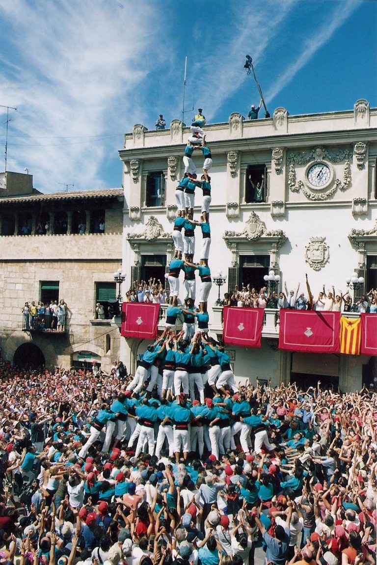 Primers resultats extraordinaris, tot i el sotrac