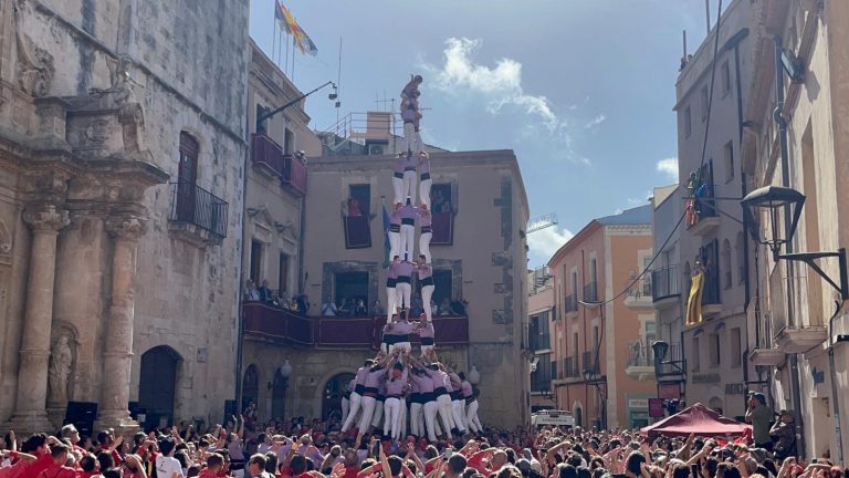 Els Minyons tornen als 9 pisos, els Verds i la Jove es mantenen i Moixiganguers, Sants i Nens avancen a mitges
