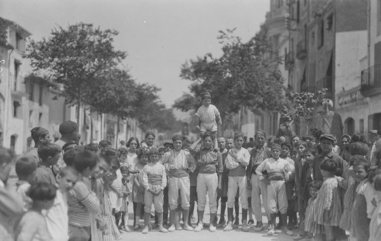 Acord de col·laboració per a la difusió de la foto més icònica