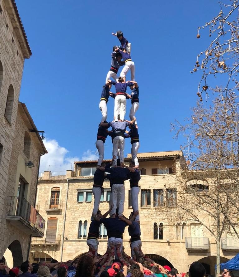 Explosió de castells de 7 i primer 4de8 dels Capgrossos