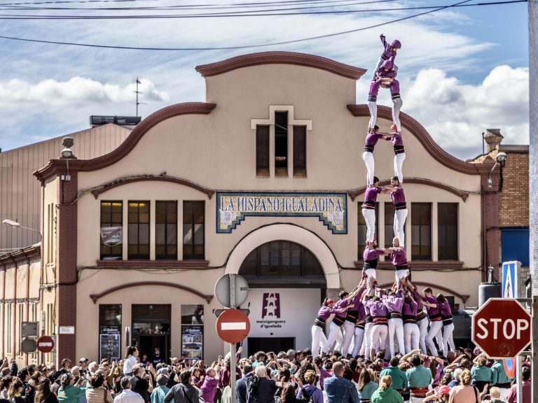 Moixiganguers i Minyons obren finestres de 8