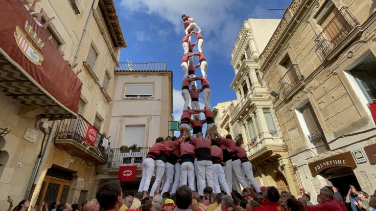 Cinc colles amb el 3de9f de sostre al Baròmetre