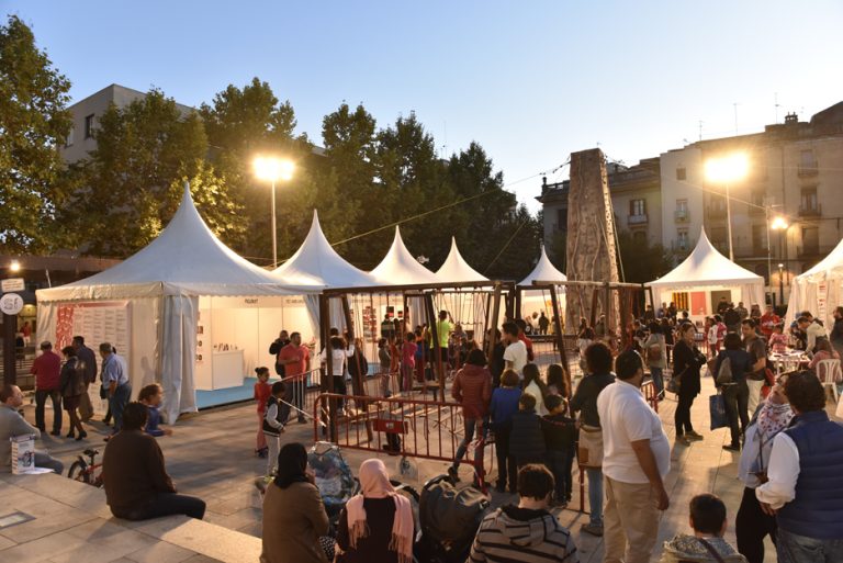 200 productes de temàtica castellera a la Fira Castells
