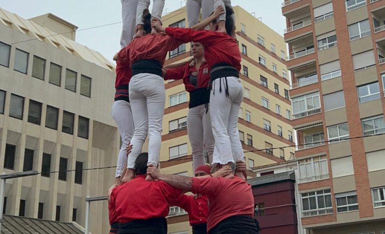 El retorn a plaça de la Vella i els Verds