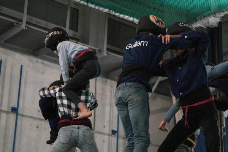 Els Capgrossos treballen per avançar els 8 pisos