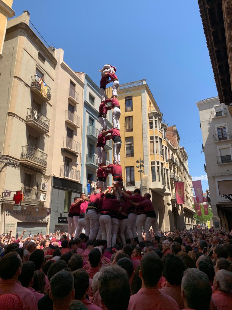 21 colles milloren els seus sostres al Baròmetre