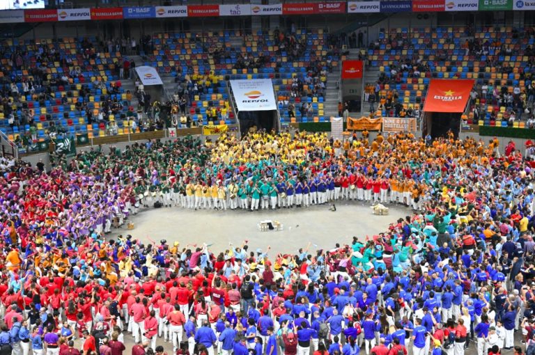Els castells de 8, en el punt de mira de les colles de dissabte
