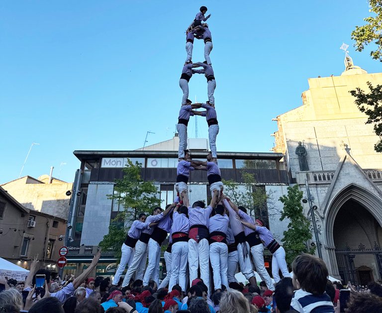 Els Minyons ja van folrats i la Jove i Reus obren el caseller dels 8 pisos