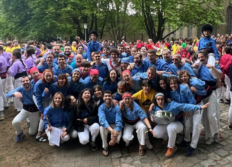 Una dècada de castells a París