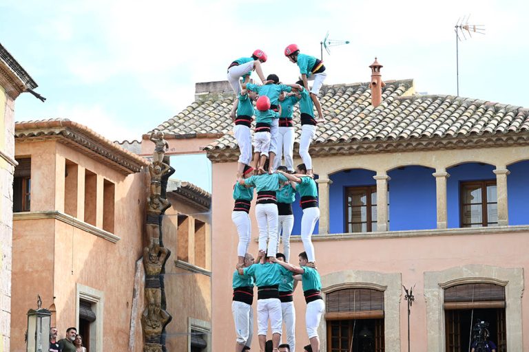 Doblet de castells al Baix Gaià
