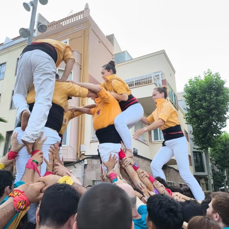 Badalona posa data a la torre de 7
