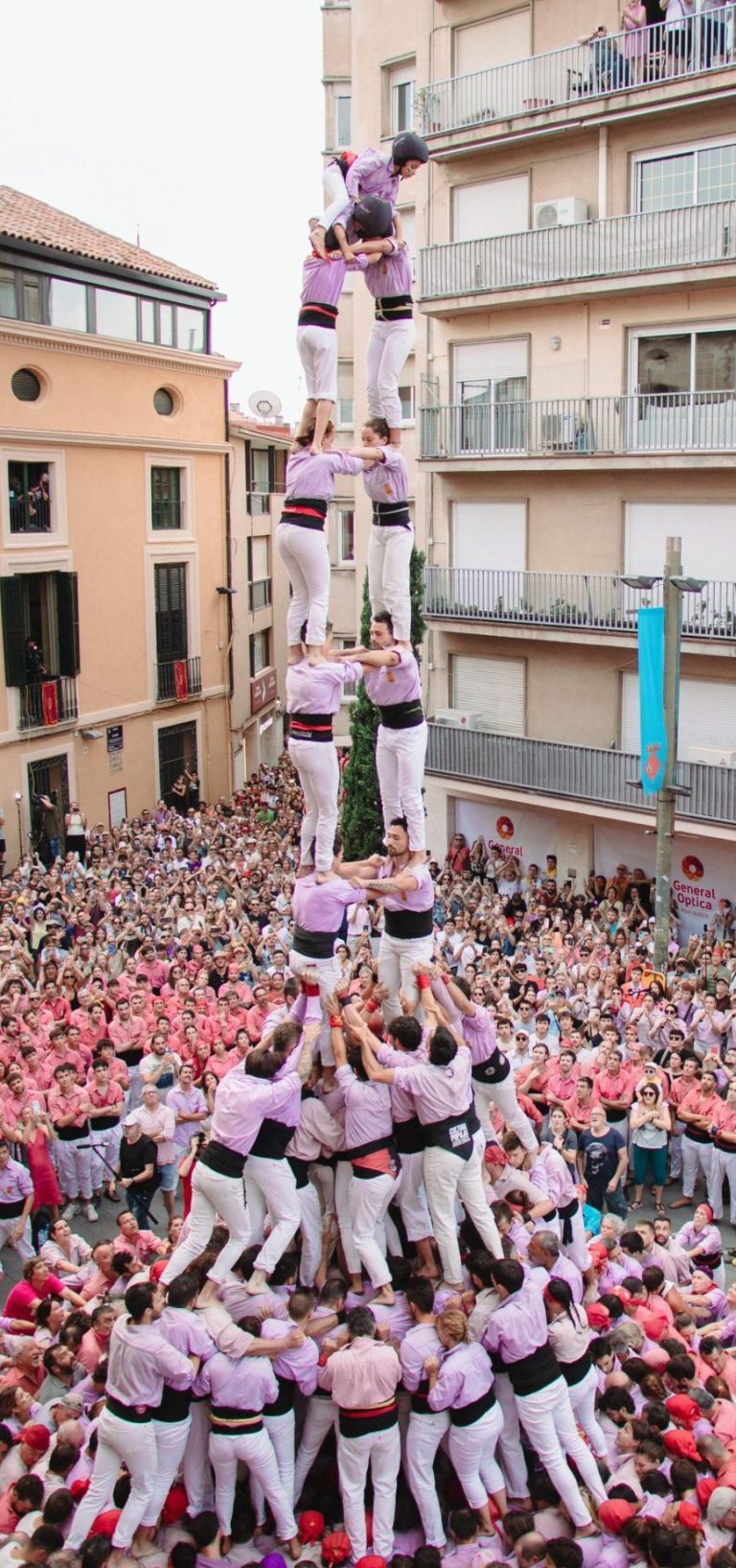 Minyons de gamma extra i nous èxits de 9 i de 8
